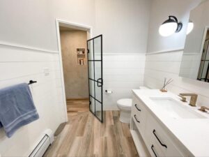 After Hallway bathroom