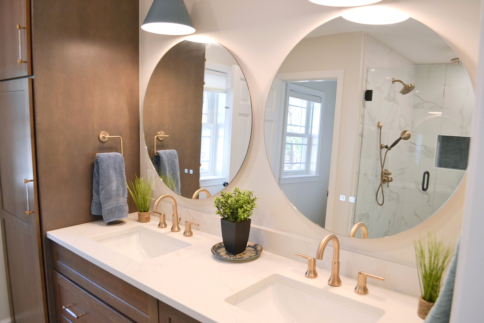 Sawyer-bathroom