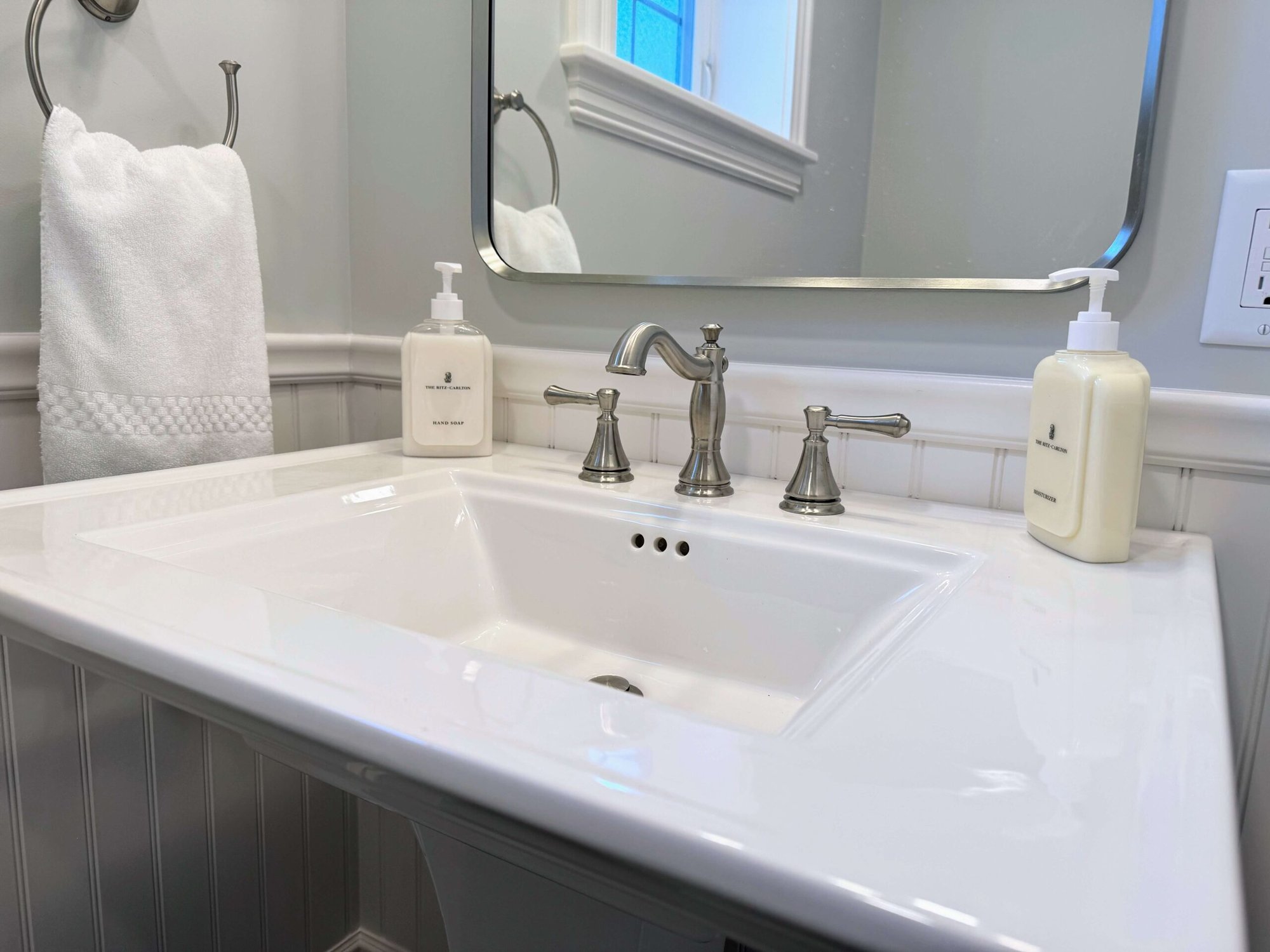 Sawyer-bathroom