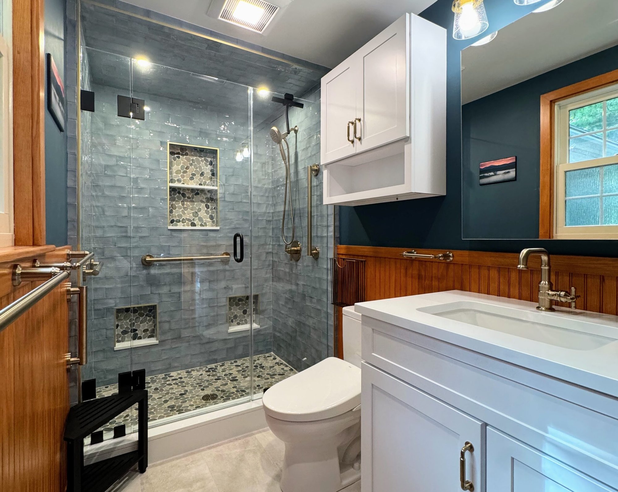 Sawyer-bathroom