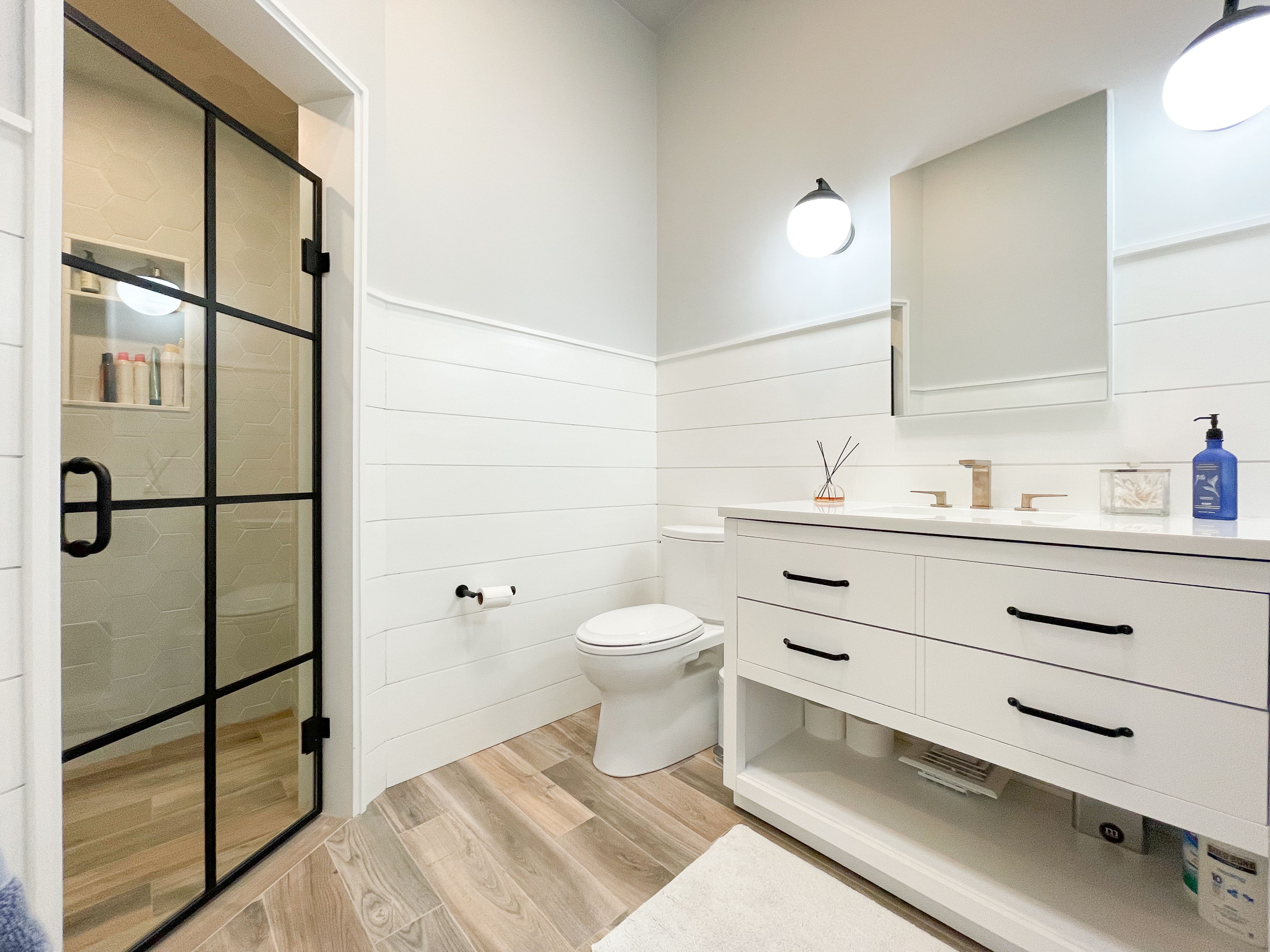 Copy-of-Hall-Bath-7
