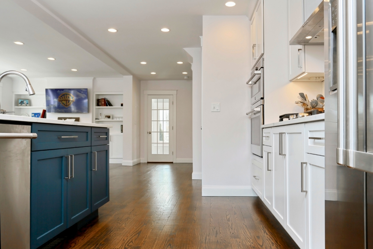 Outdated Kitchen Layout? How to Improve Flow in North Shore Homes